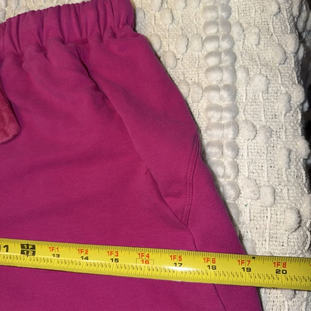 Lululemon Joggers Asia Fit Size Small Inseam 24' Hot Pink Zip Pockets